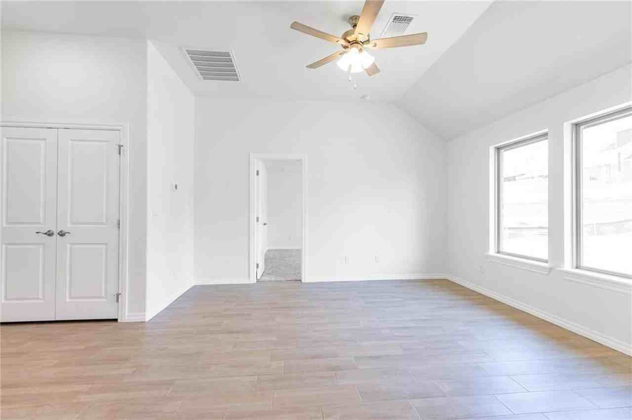 3224 3224 Alameda Street - Photo 3 of 21