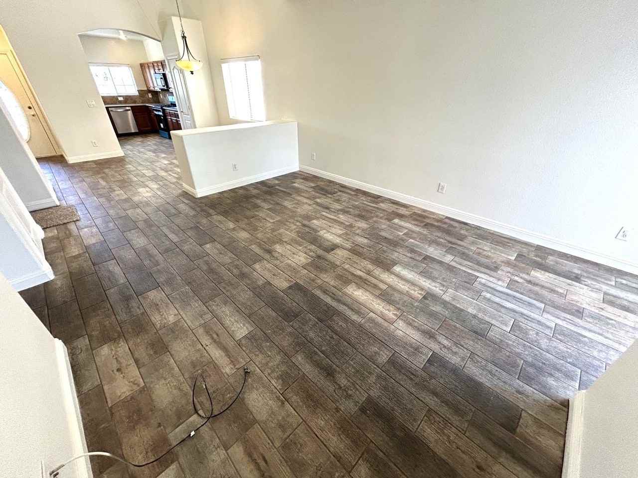 8877 Tomnitz Ave - Photo 3 of 37
