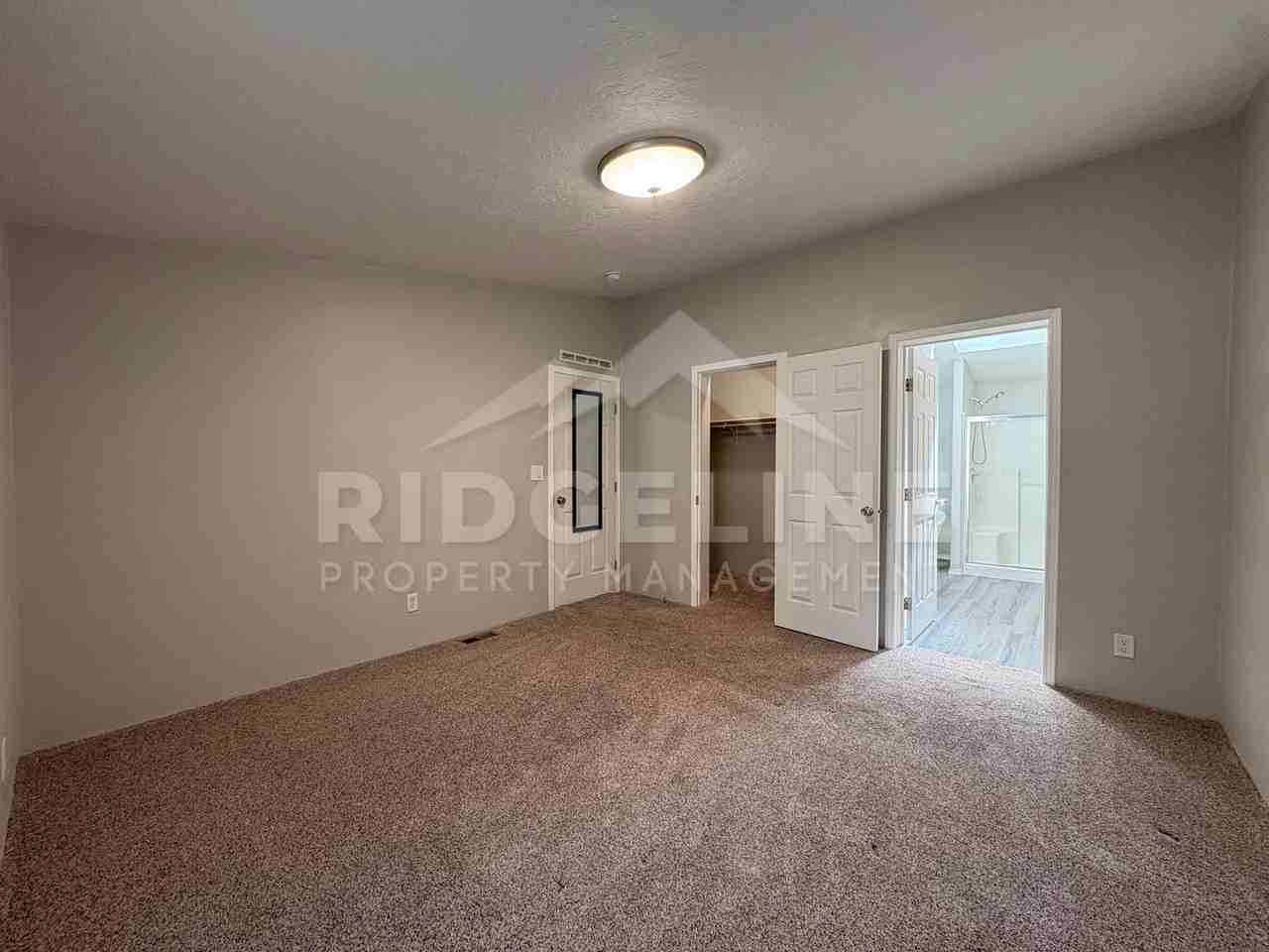 582 N 4200 E - Photo 4 of 18