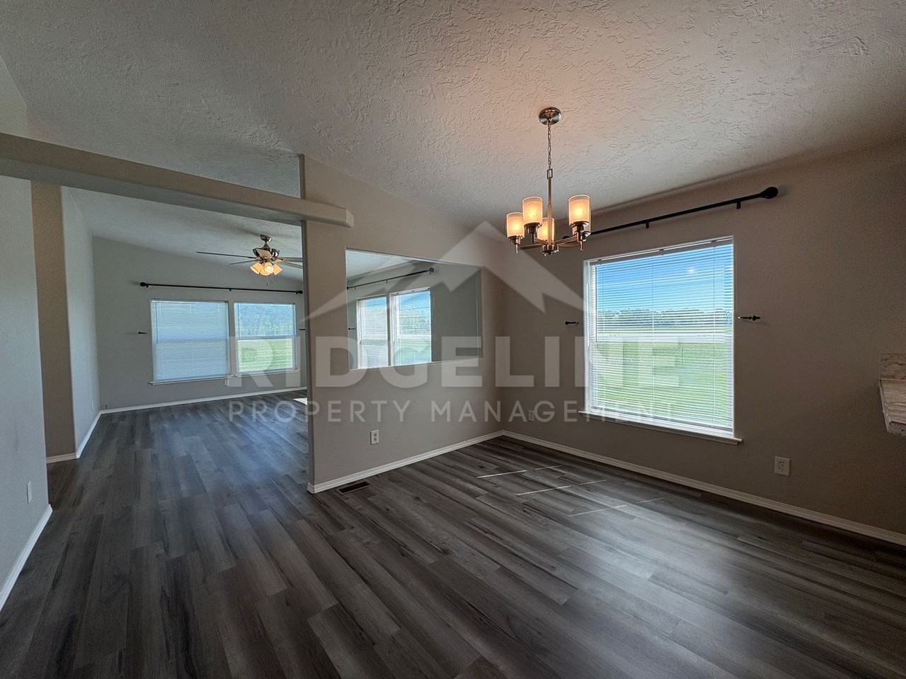 582 N 4200 E - Photo 7 of 18