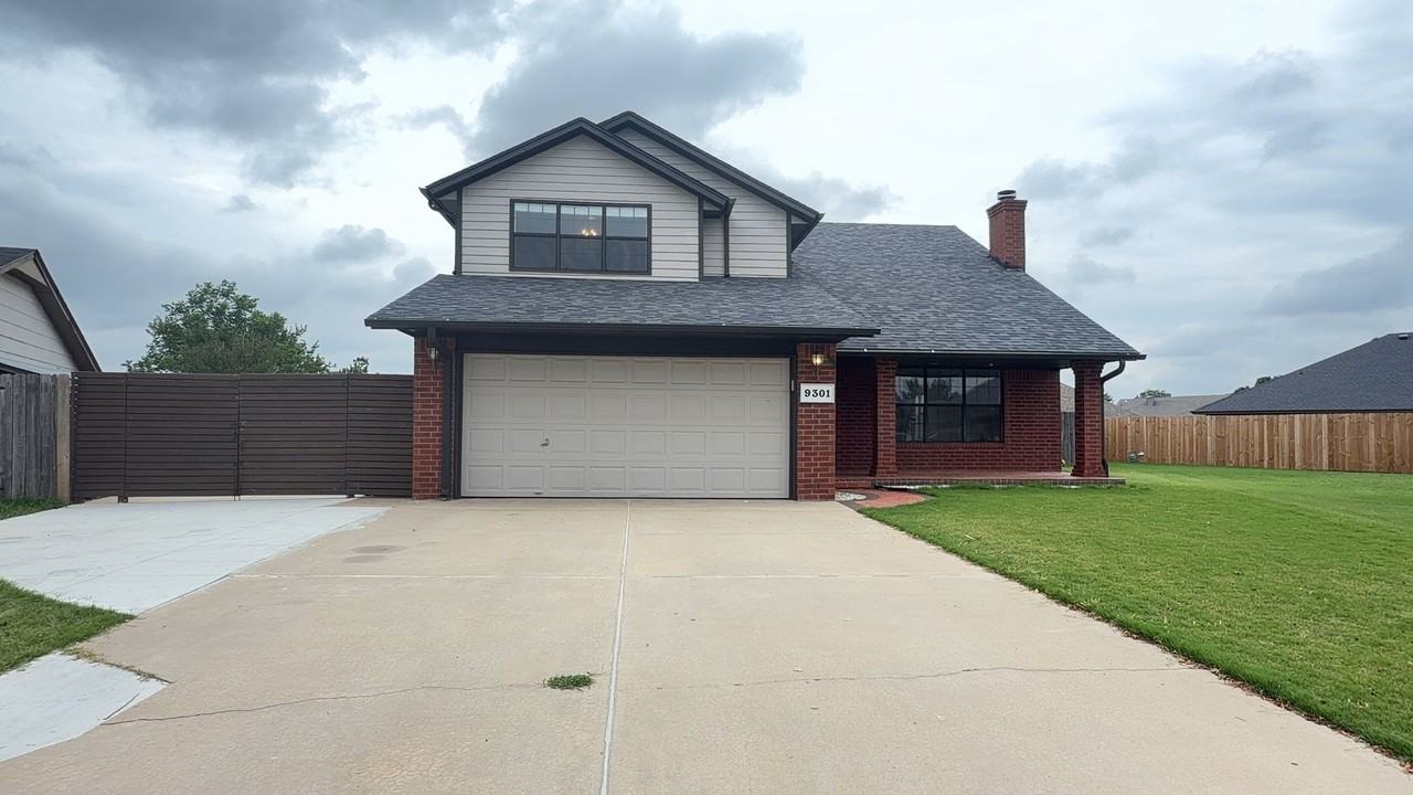 9301 May Park Cir - Photo 5 of 40