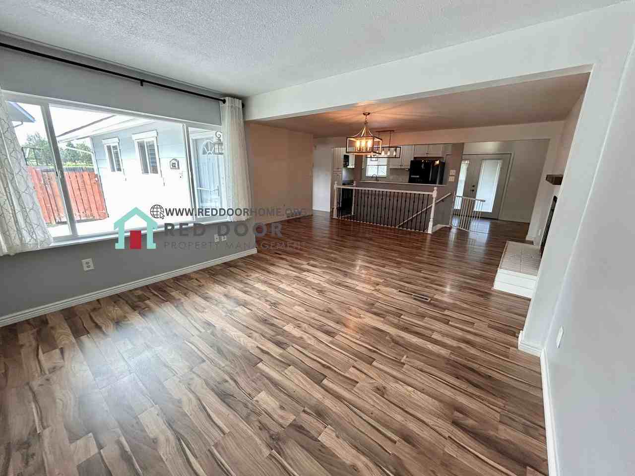 432 Beaverhead Ct - Photo 3 of 20