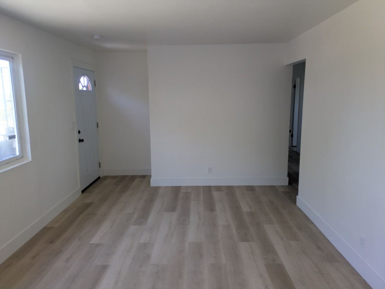478 Porter St - Photo 7 of 27