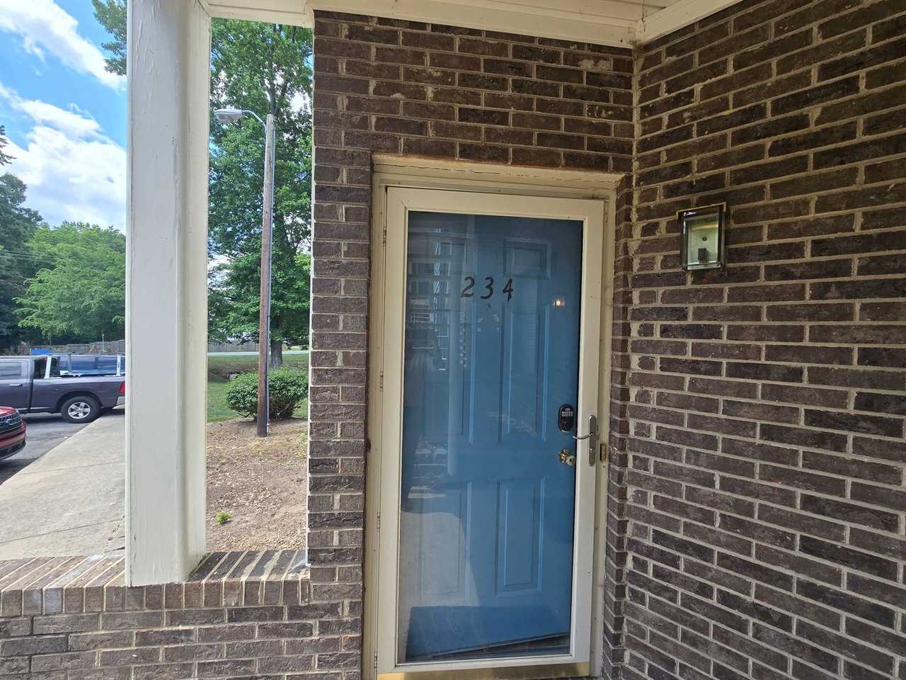 234 Davidson St - Photo 2 of 17