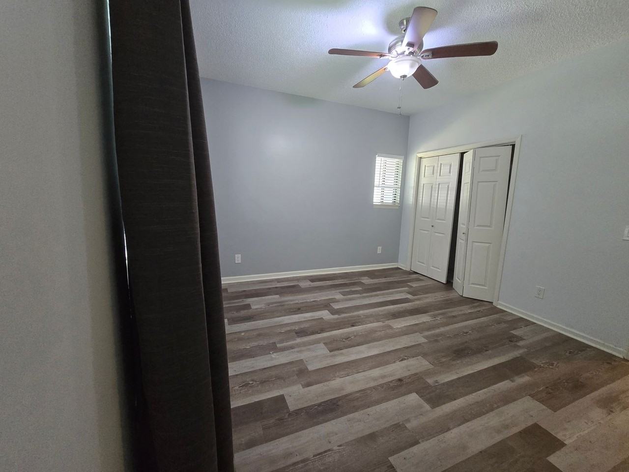 234 Davidson St - Photo 4 of 17