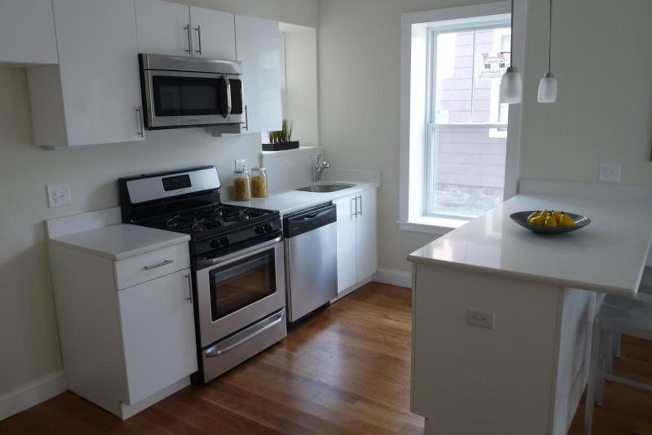 54 Kent St - Photo 3 of 15