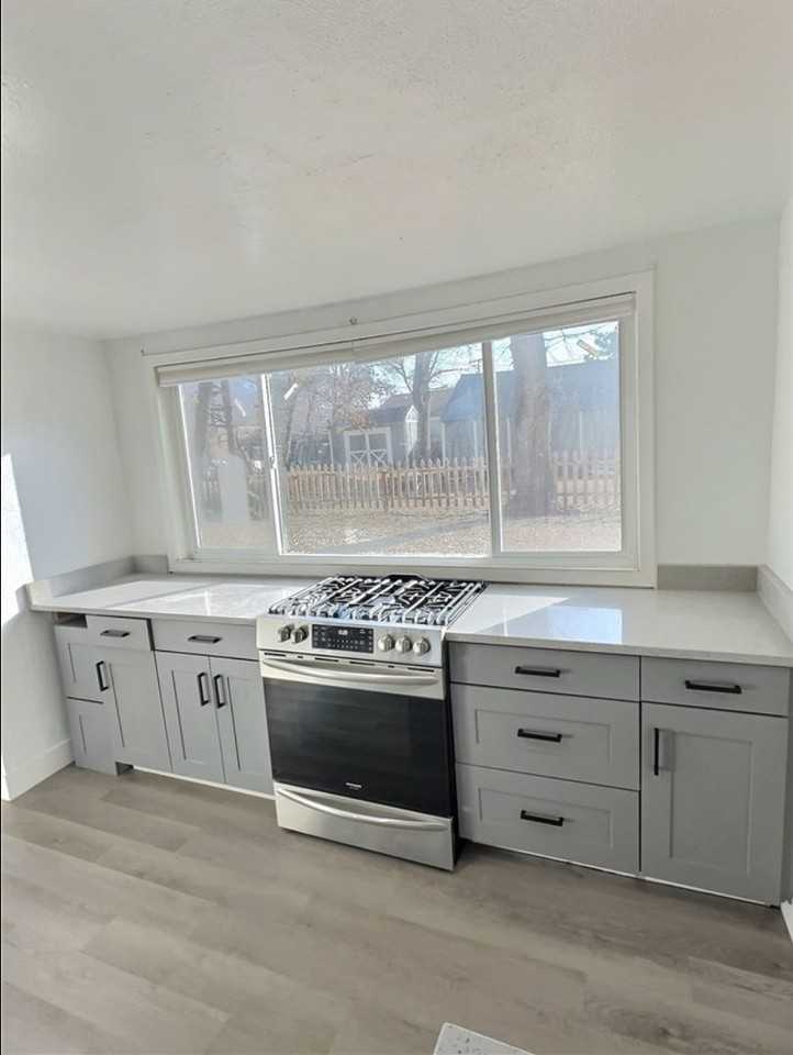 2018 Madison Ave - Photo 4 of 10