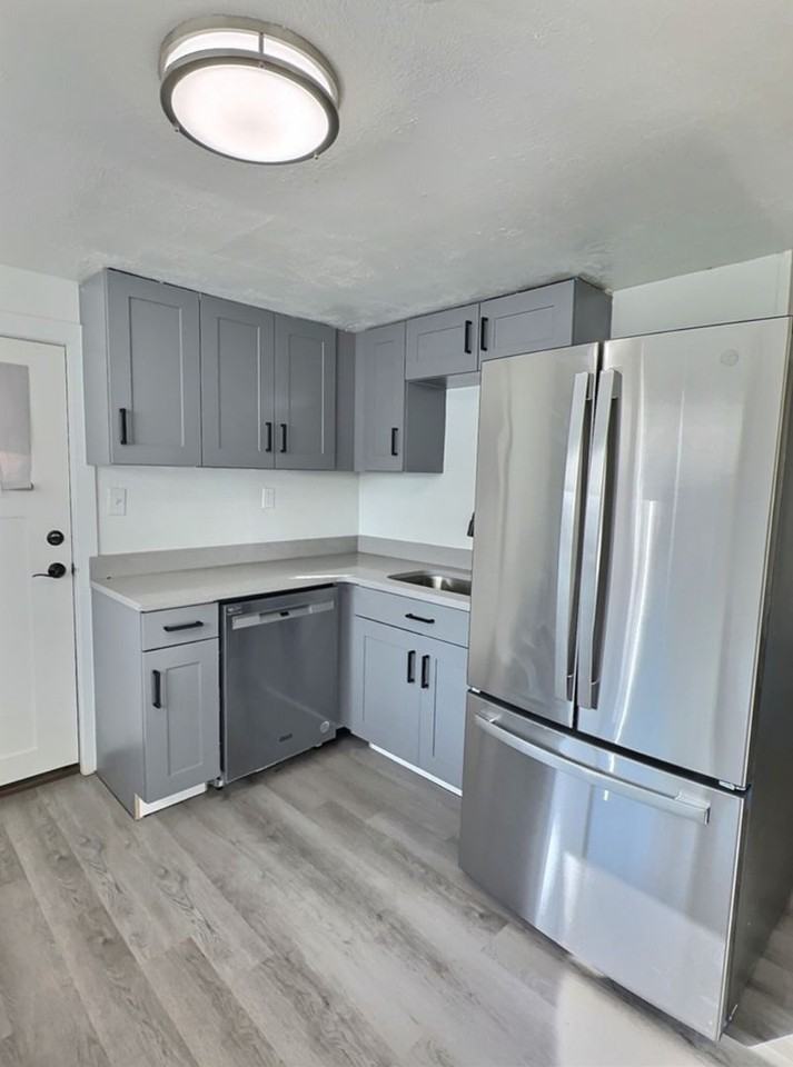 2018 Madison Ave - Photo 5 of 10