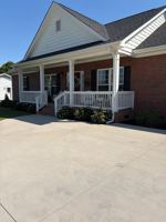 featured image of 202 Roscoe Dr