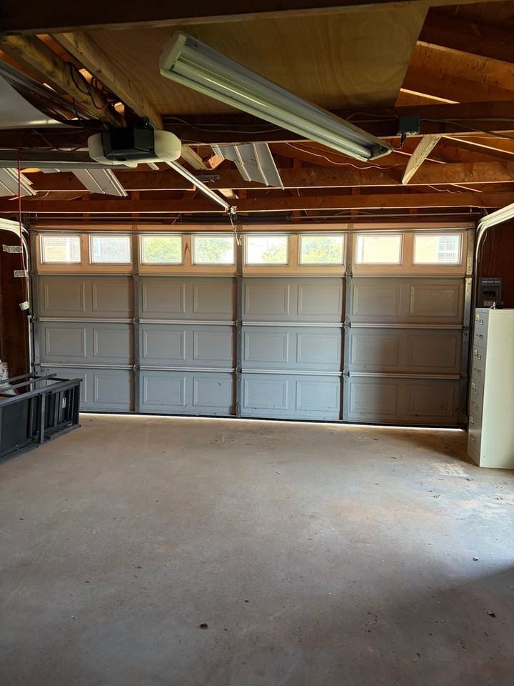202 Roscoe Dr - Photo 7 of 38