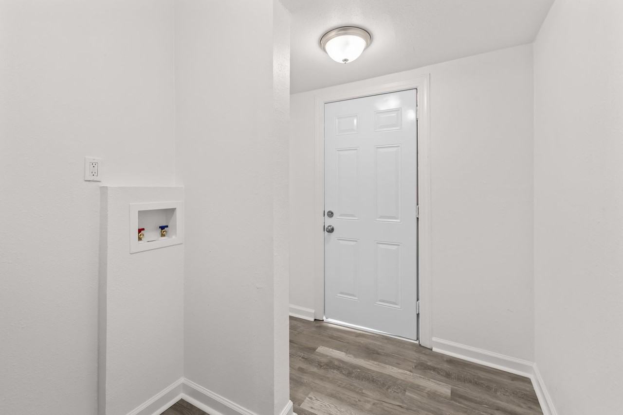 829 51st Street Ensley - Photo 4 of 11