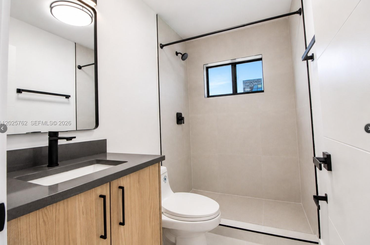 1834 Northwest 63rd Street #1834 - Photo 7 of 11