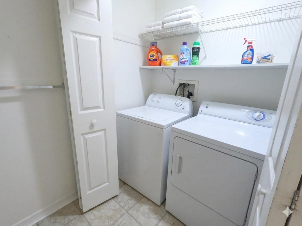 610 Race St - Photo 6 of 11