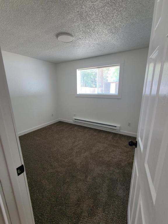 226 S Lalo Ave - Photo 2 of 19