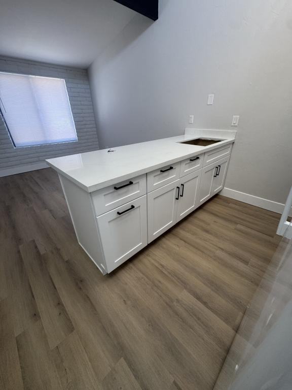 571 Campbell St - Photo 2 of 7