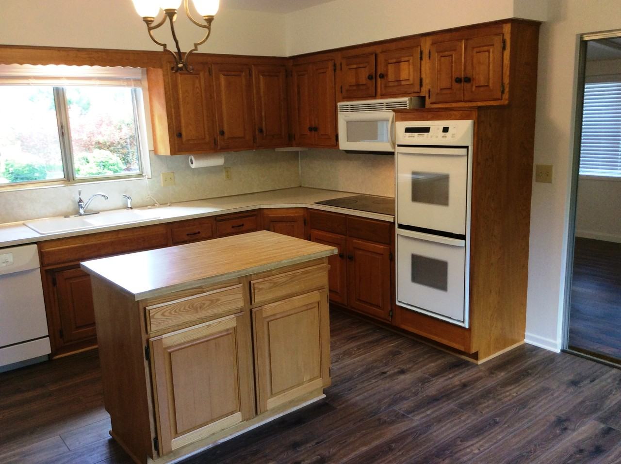 3112 Williams Hwy - Photo 3 of 11