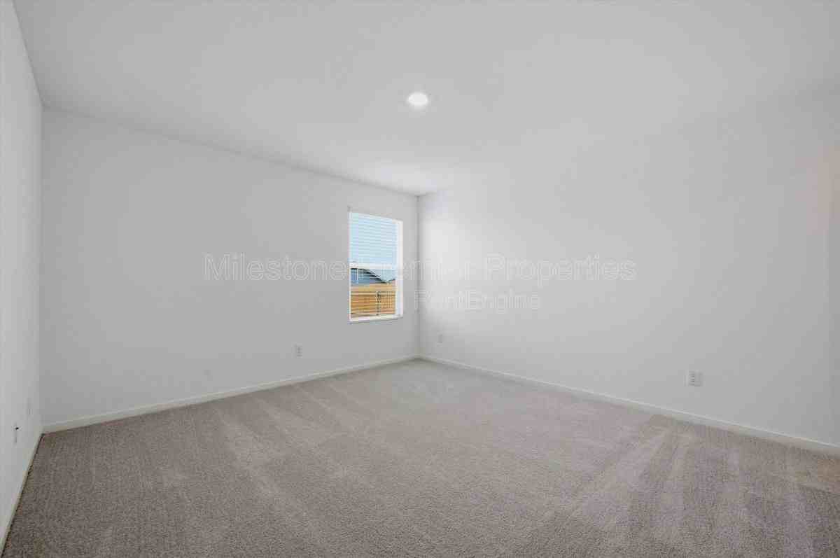 3719 Longleaf Dr - Photo 6 of 6