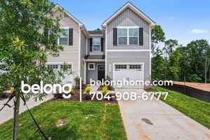 featured image of 1517 39th Avenue Loop Ne #7