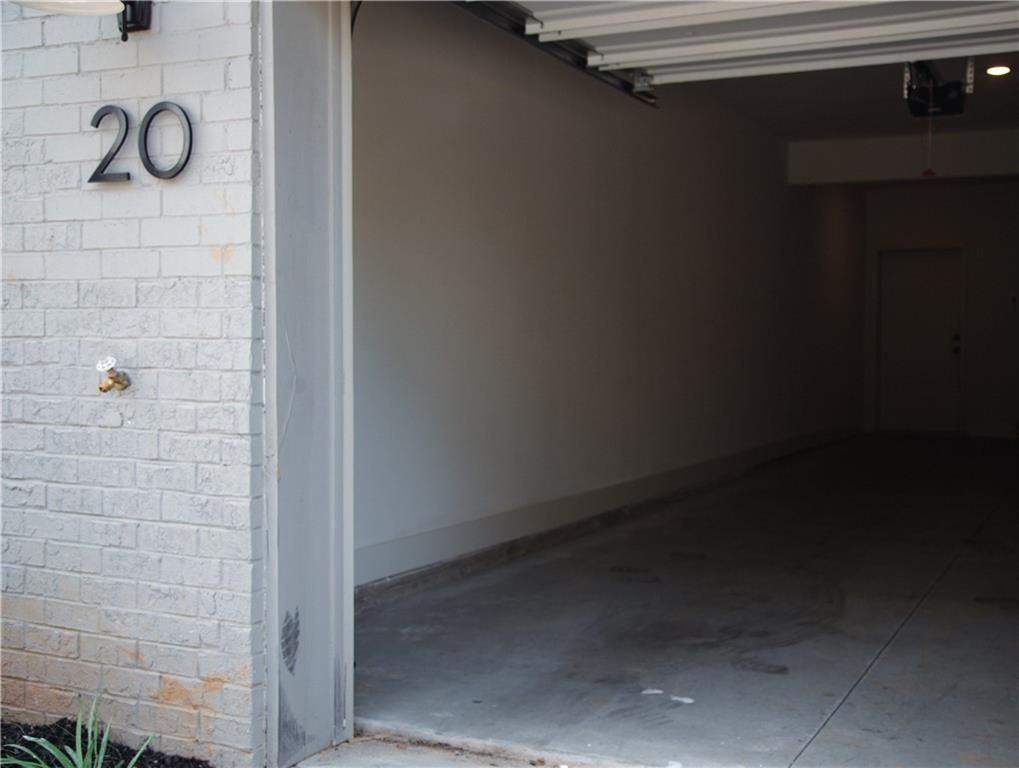1350 May Ave Se ##20 - Photo 3 of 19