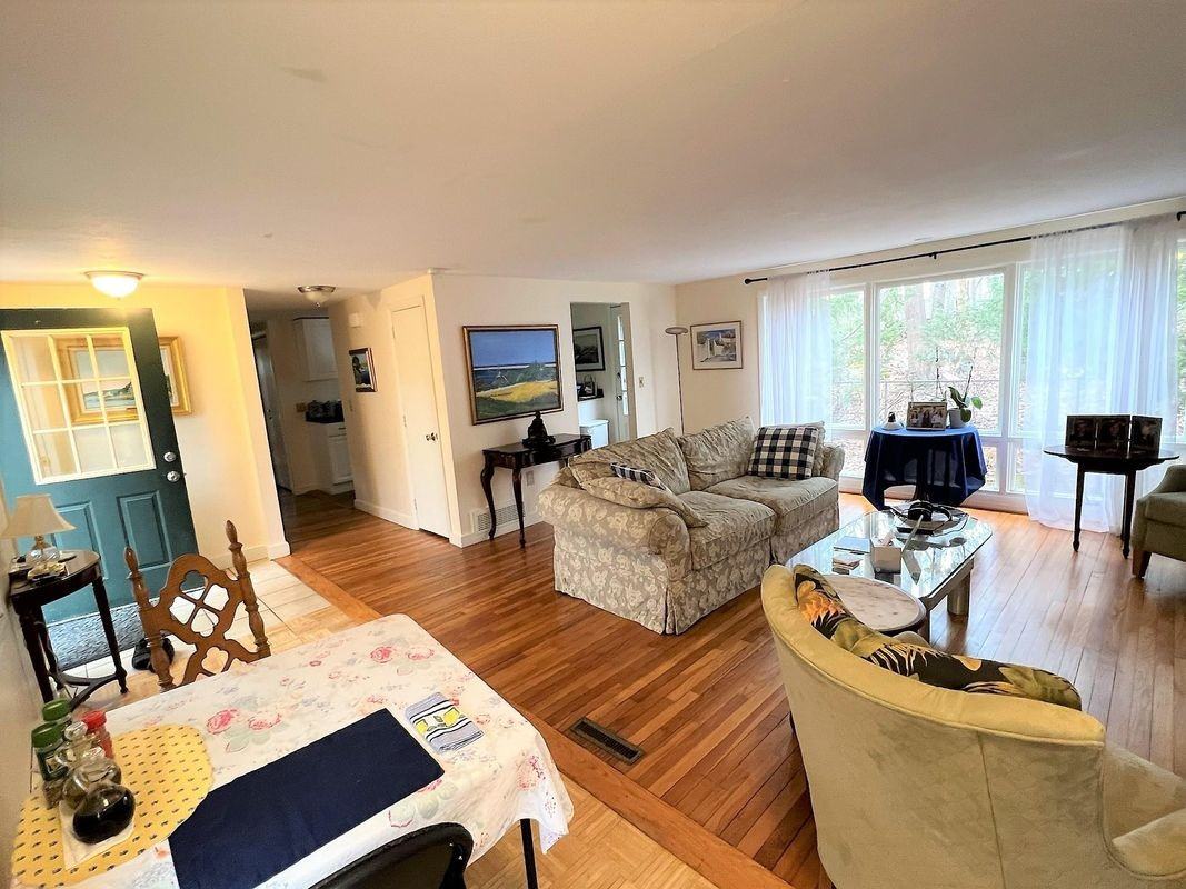 57 Walton Rd - Photo 6 of 17