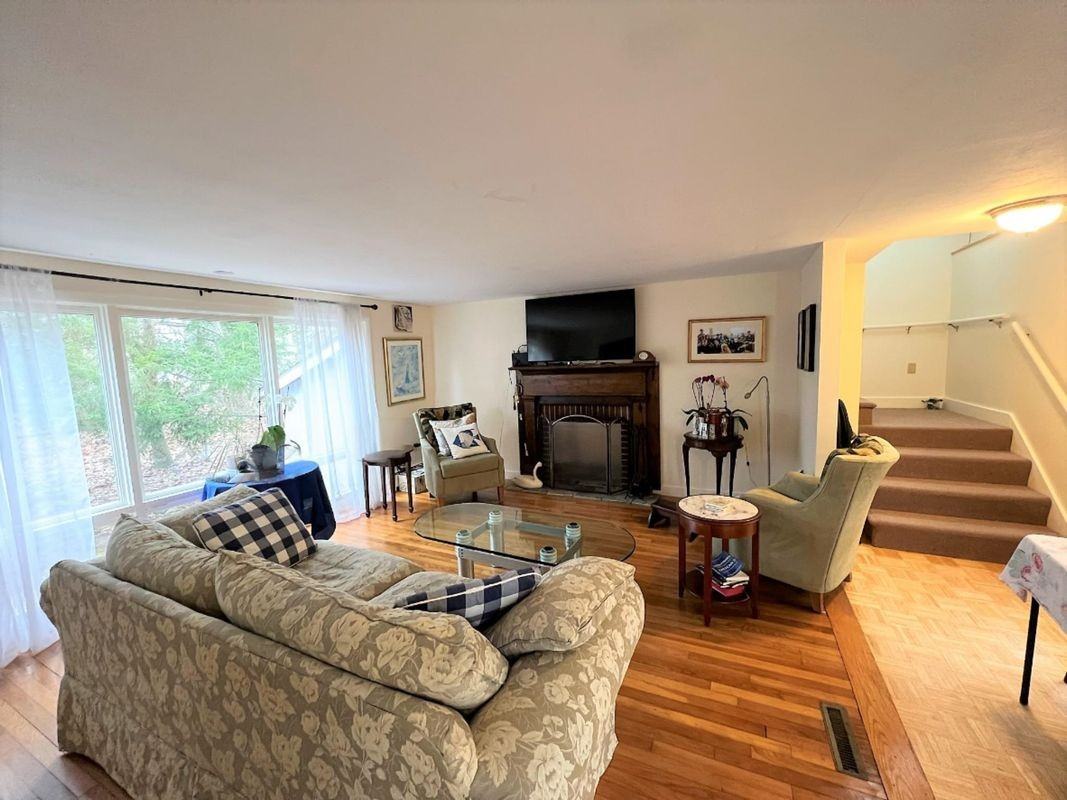 57 Walton Rd - Photo 7 of 17