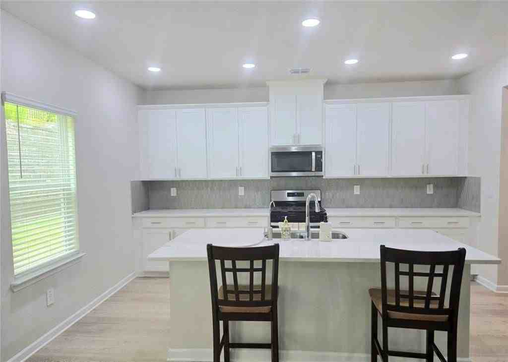 327 Valley Oak Dr - Photo 5 of 46