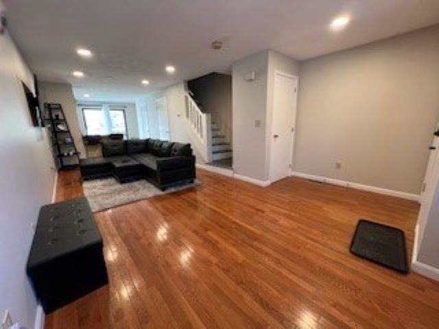 517 Fox Hollow Way - Photo 3 of 22