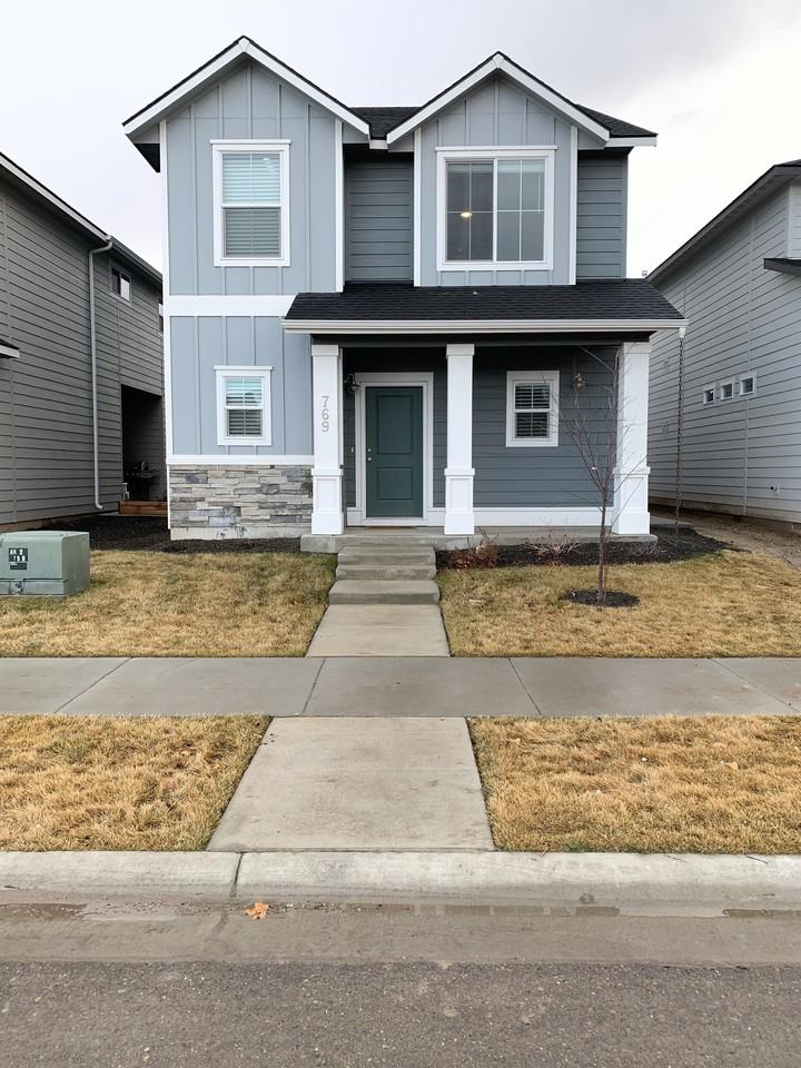 769 E Springloyd St - Photo 5 of 13