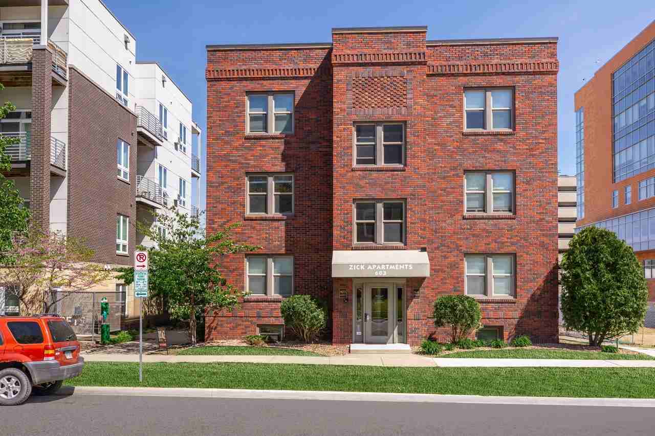 603 1st St Sw #103 - Photo 3 of 14