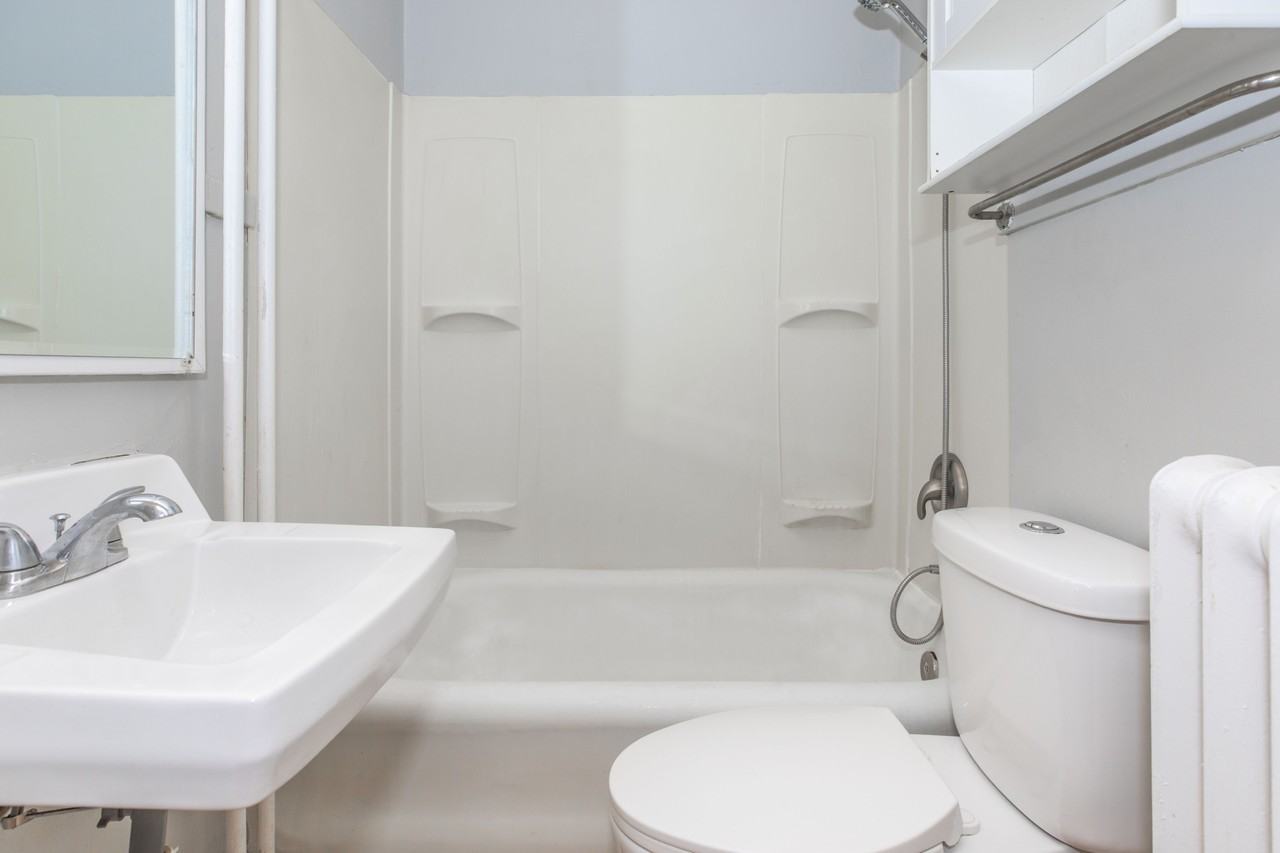 603 1st St Sw #301 - Photo 7 of 11