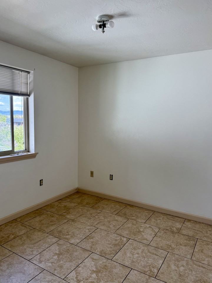 24 N Arizona St #24 - Photo 6 of 11