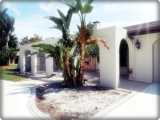 1837 Seafan Cir - Photo 2 of 32