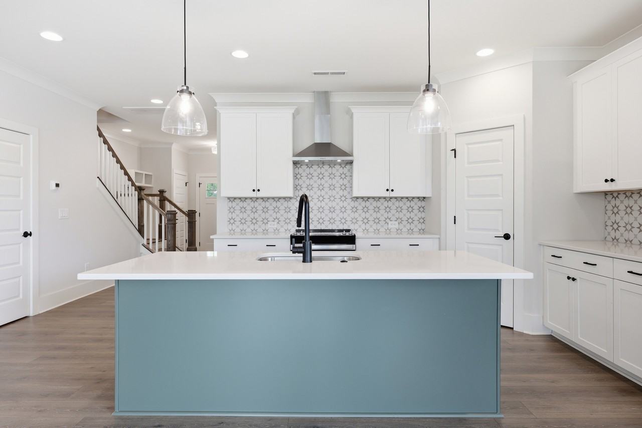 2957 Ross Ave #1 - Photo 3 of 32