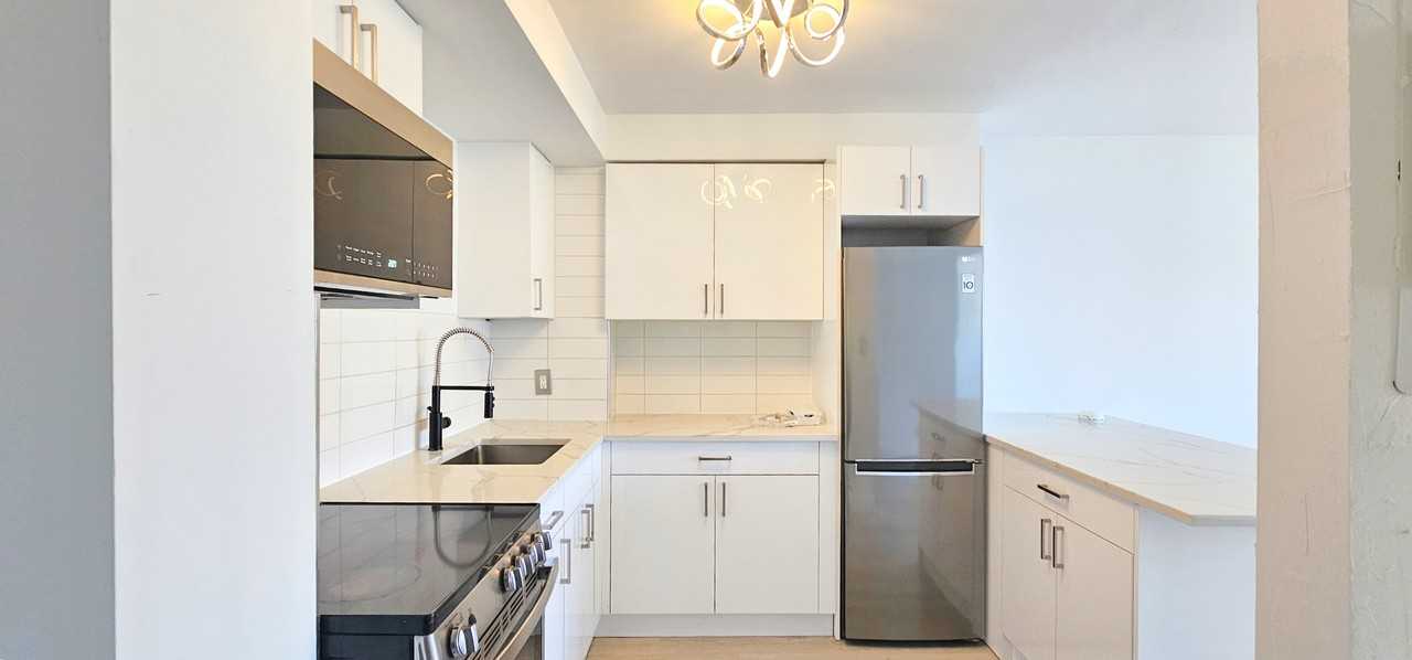 1225 Rue Du Sussex — photo 3