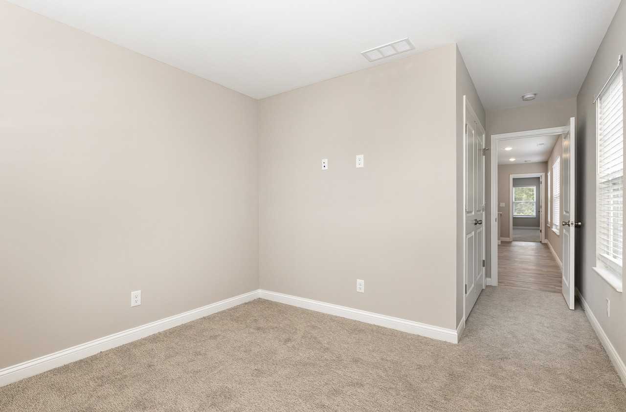 2017 Terrace Ct #2017 - Photo 7 of 18