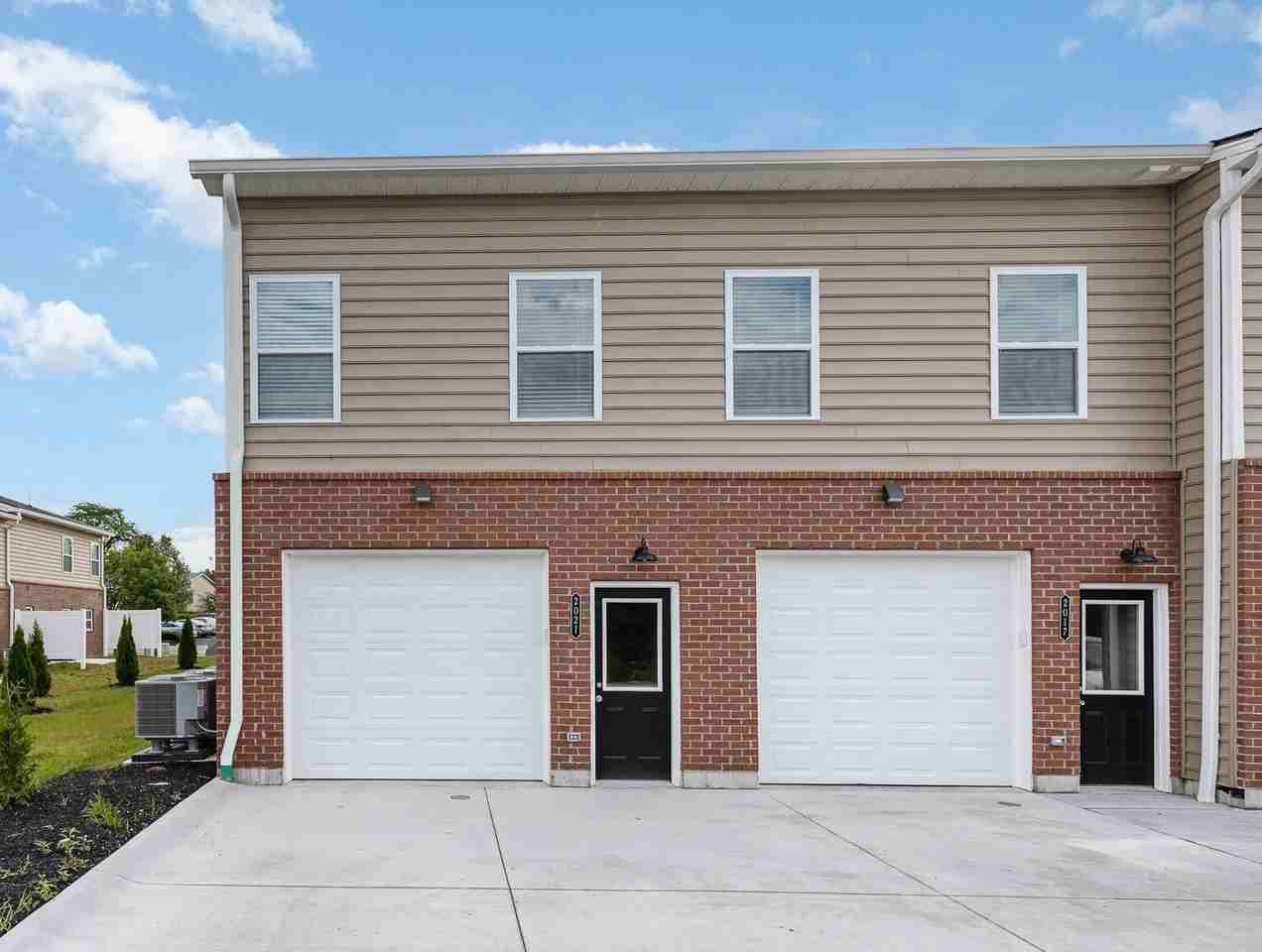 2017 Terrace Ct #2017 - Photo 2 of 18