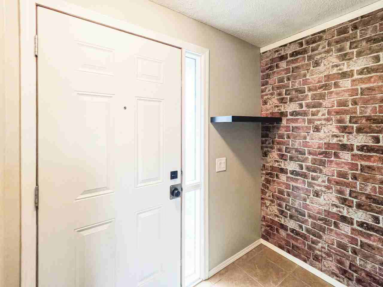 5425 Pensacola Crescent SE (Pensacola Gardens) - Photo 4 of 36