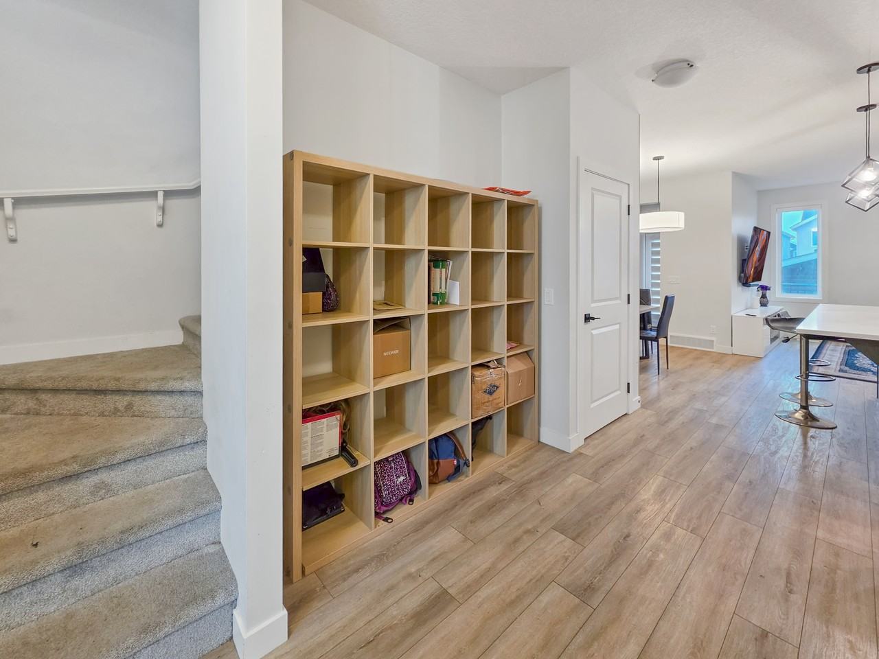 14620 24 Street NW, Calgary, AB - Photo 4 of 30