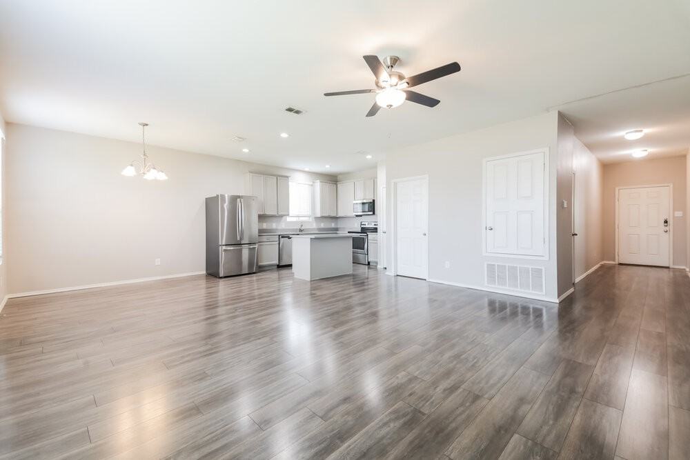 1724 Gayla Creek Dr - Photo 6 of 16