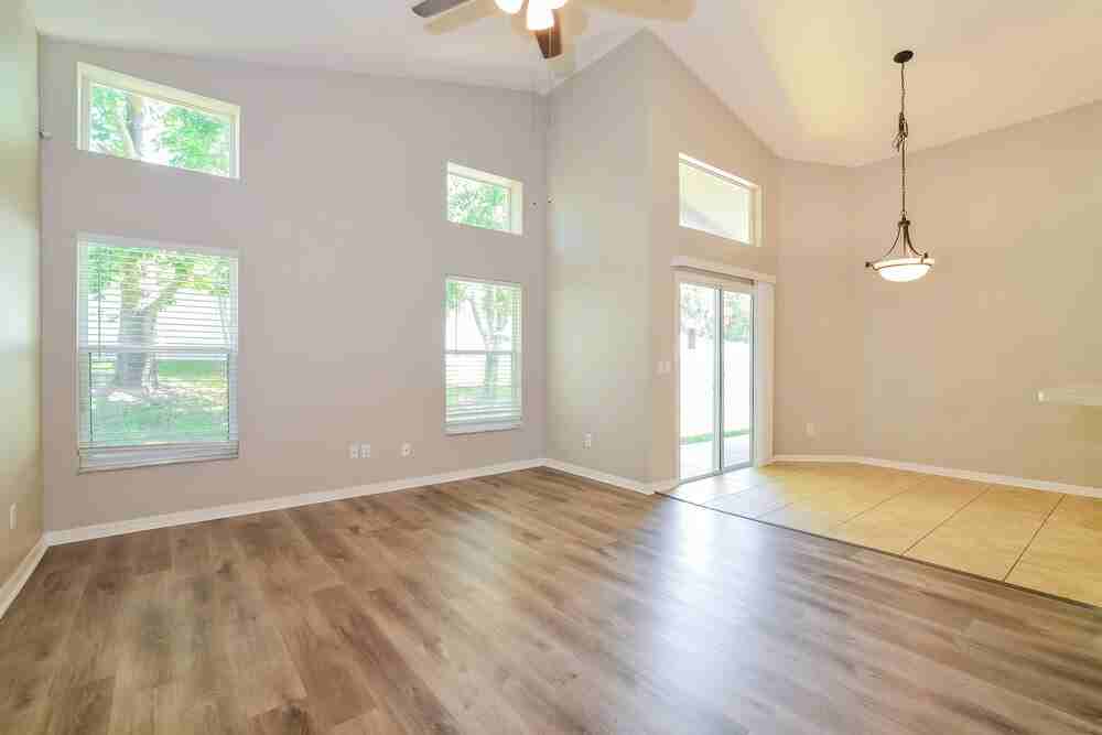 23 Patmore Ash Way - Photo 5 of 20