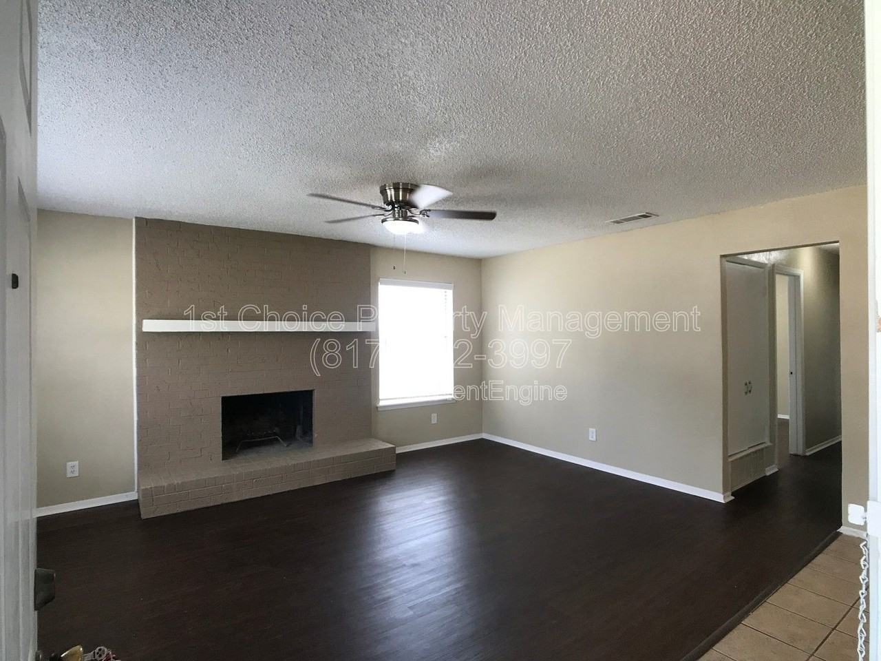 7041 Crosstimbers Ln - Photo 5 of 43