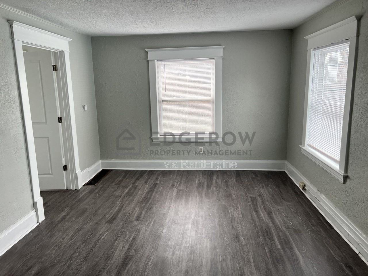 815 Logan St Se #2 - Photo 6 of 14