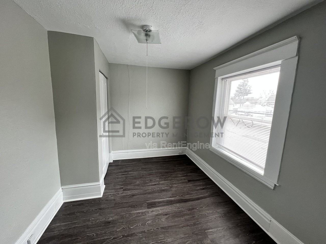815 Logan St Se #2 - Photo 7 of 14