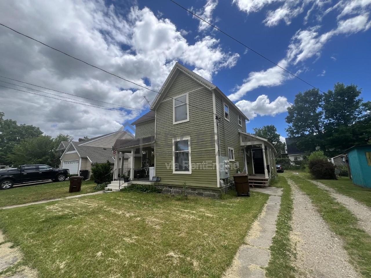 136 Centennial St #3