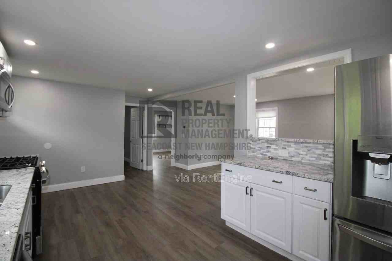 23 Forest Ave #21 - Photo 7 of 18