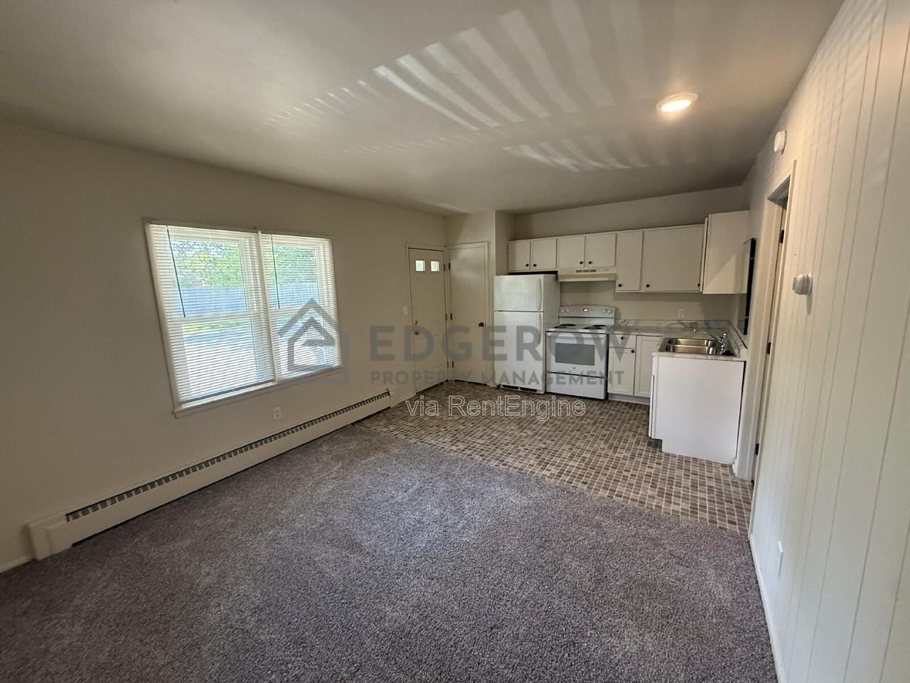 13827 Ironwood Dr Nw #7 - Photo 3 of 6