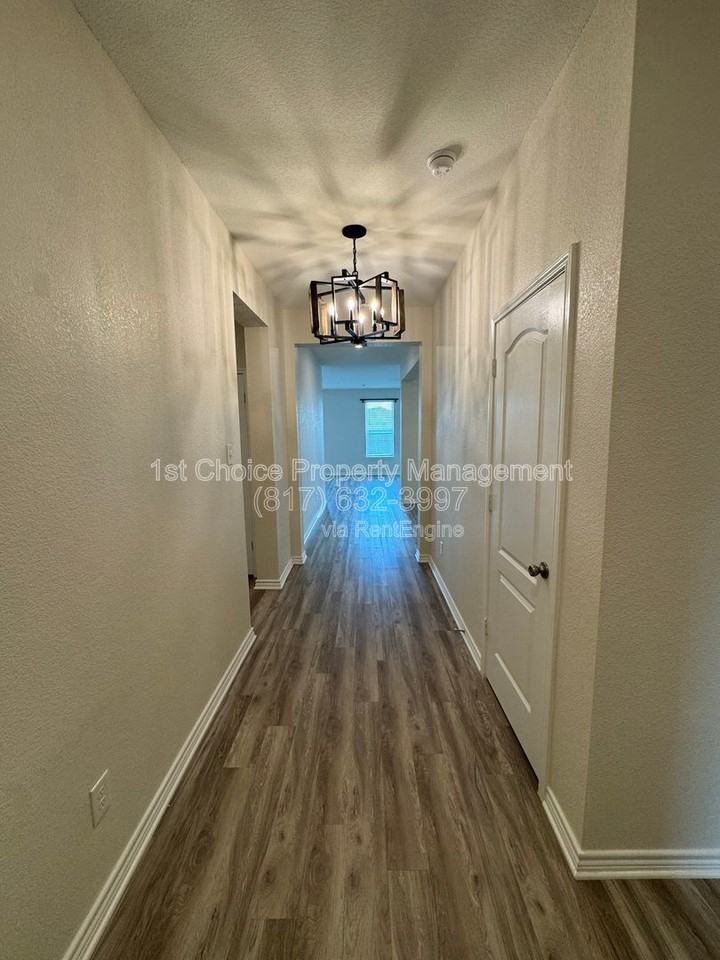 8712 Antelope Flat Ln - Photo 7 of 31