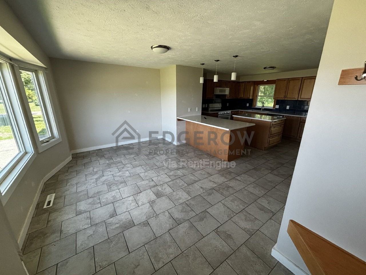 3262 68th St Sw - Photo 2 of 17