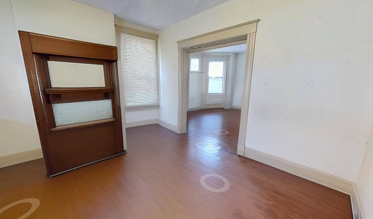 2545 Vestry Ave - Photo 4 of 14