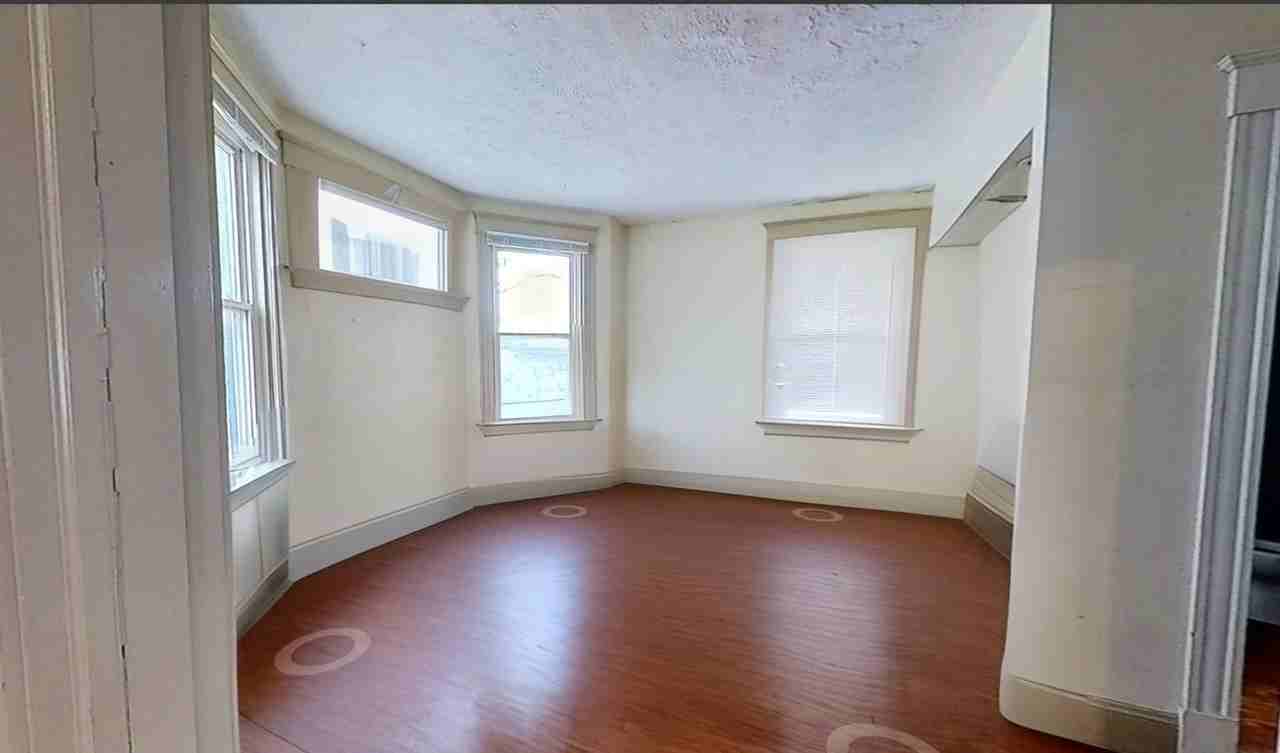2545 Vestry Ave - Photo 6 of 14